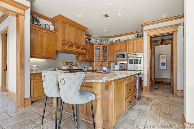 1739 Gateway, Ardmore, OK 73401