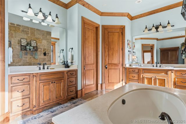 1739 Gateway, Ardmore, OK 73401