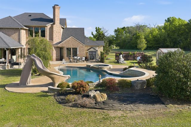 1739 Gateway, Ardmore, OK 73401