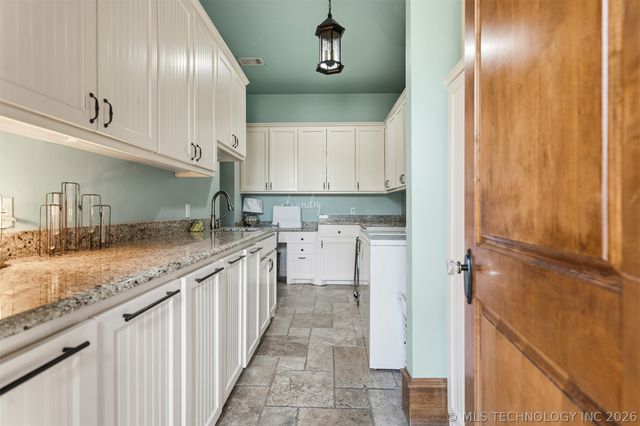 1739 Gateway, Ardmore, OK 73401
