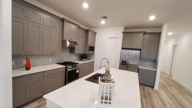 30607 Bahia Oak Bend, Fulshear, TX 77423