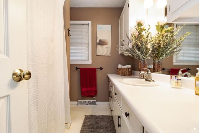 1500 Westwind Drive, Manhattan, KS 66503