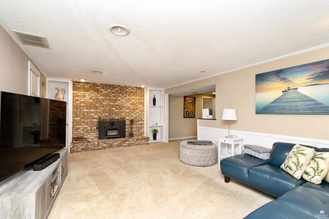 1500 Westwind Drive, Manhattan, KS 66503