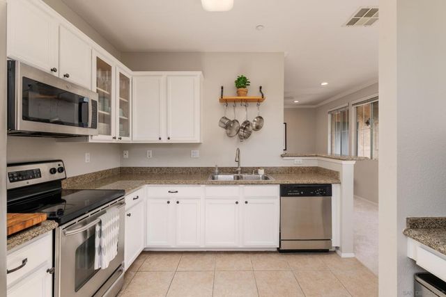 3825 Elijah Ct 332, San Diego, CA 92130