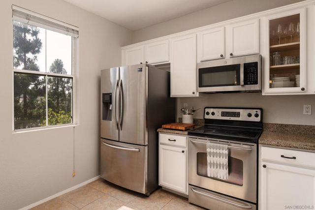 3825 Elijah Ct 332, San Diego, CA 92130