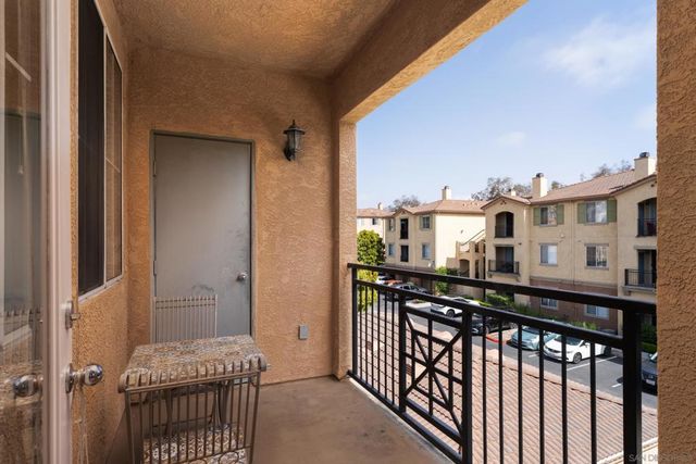 3825 Elijah Ct 332, San Diego, CA 92130