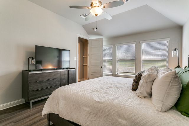 117 St Elias Drive, Burleson, TX 76028