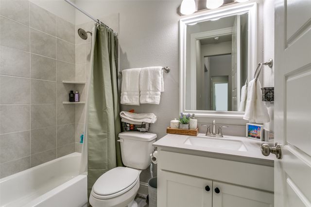 117 St Elias Drive, Burleson, TX 76028