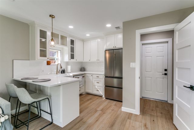 117 St Elias Drive, Burleson, TX 76028