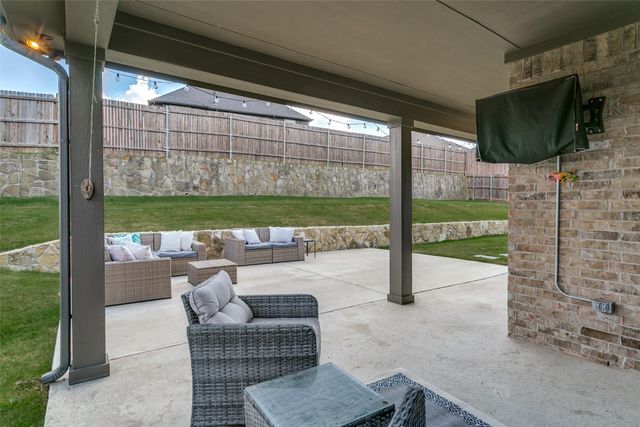 117 St Elias Drive, Burleson, TX 76028