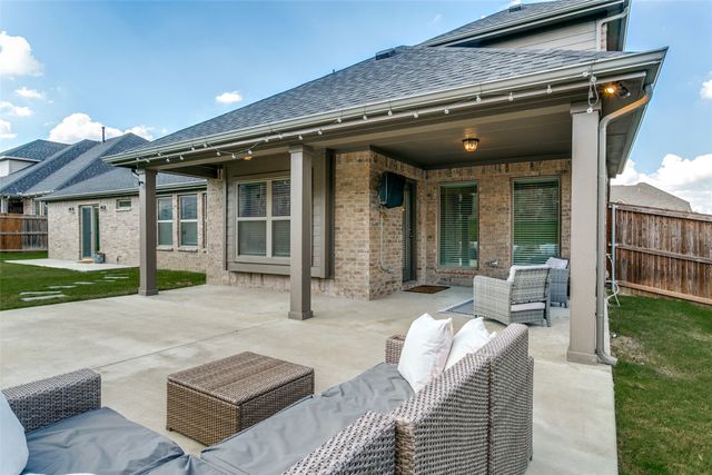 117 St Elias Drive, Burleson, TX 76028