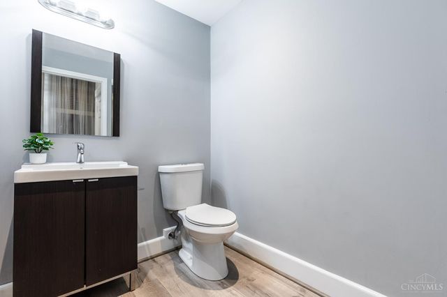 551 E Thirteenth Street, Cincinnati, OH 45202