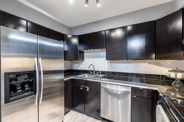 551 E Thirteenth Street, Cincinnati, OH 45202