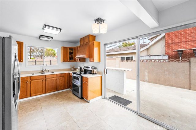 6101 Killarney, Garden Grove, CA 92845