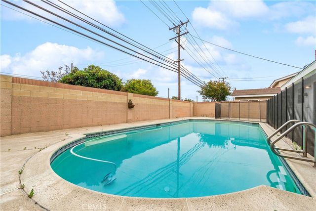 6101 Killarney, Garden Grove, CA 92845