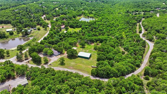 239 Wood Lake Drive, Sand Springs, OK 74063