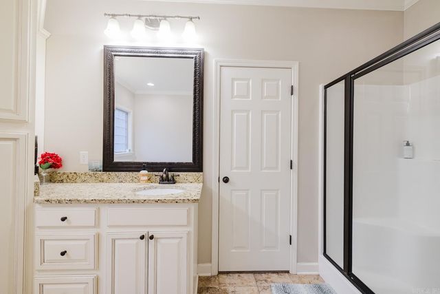 10676 Hinds Rd, Benton, AR 72019