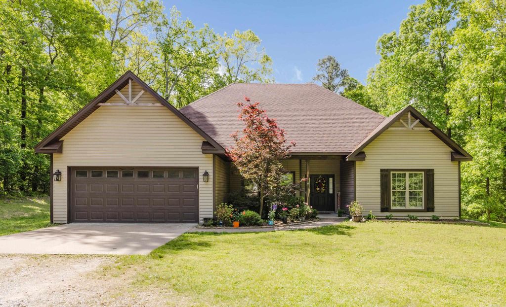 10676 Hinds Rd, Benton, AR 72019