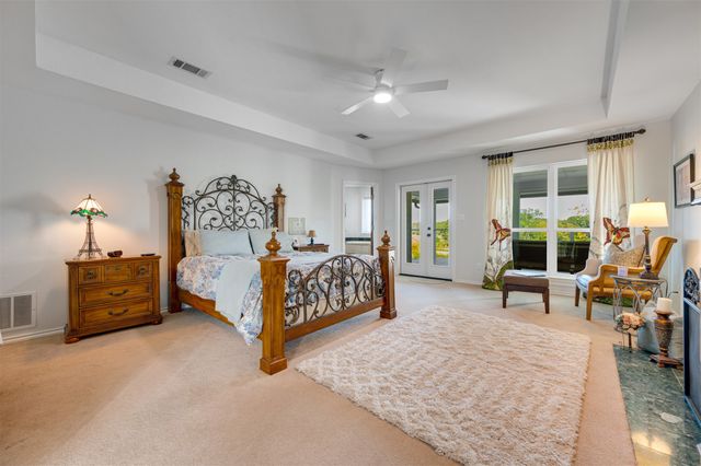 2001 Rose Pointe, Athens, TX 75752