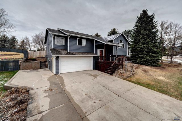 5117 WINTERSET DR, Rapid City, SD 57702