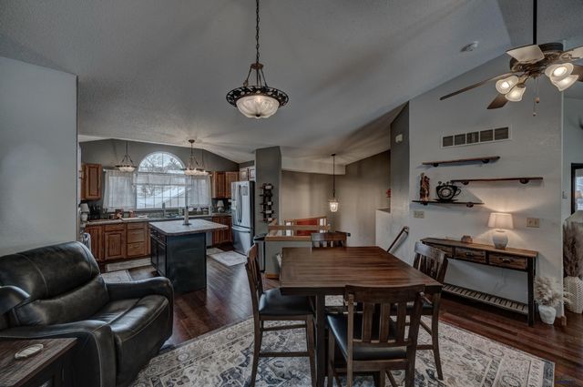 5117 WINTERSET DR, Rapid City, SD 57702
