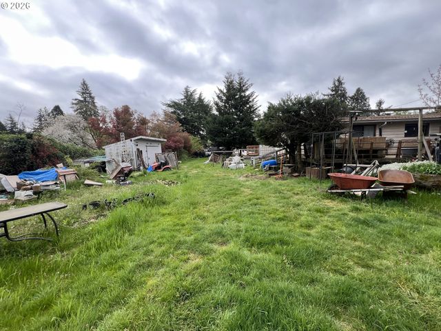 2118 Se 110TH Ave, Portland, OR 97216