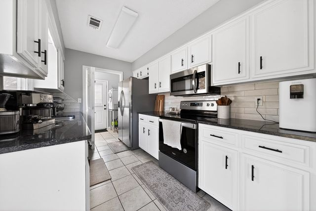 386 Lee Road 0917, Phenix City, AL 36870