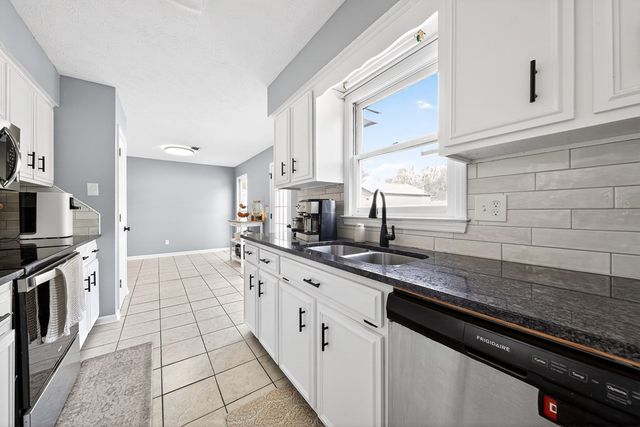 386 Lee Road 0917, Phenix City, AL 36870