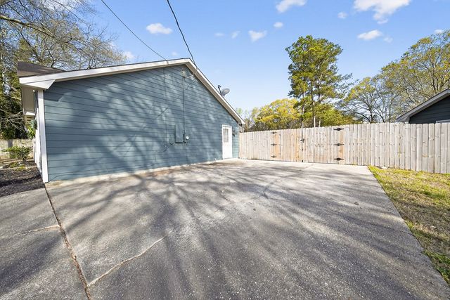 386 Lee Road 0917, Phenix City, AL 36870