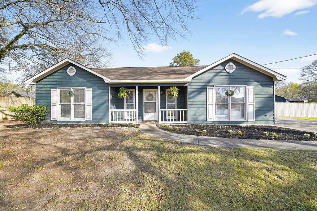 386 Lee Road 0917, Phenix City, AL 36870