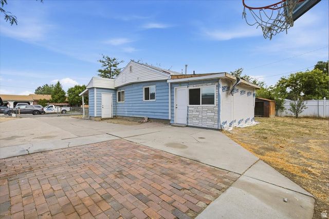 3036 W 2960 S, West Valley City, UT 84119