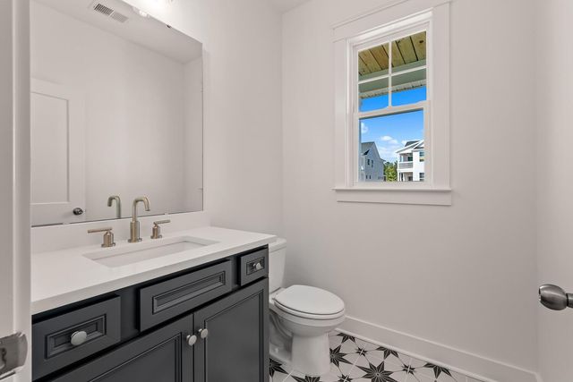 2126 Boykin, Charleston, SC 29414