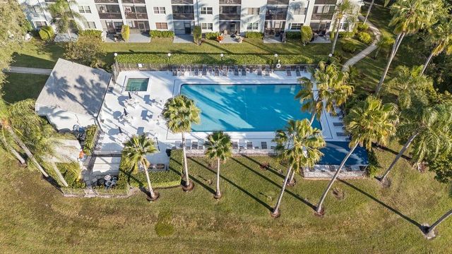 2220 N Cypress Bend Drive 410, Pompano Beach, FL 33069