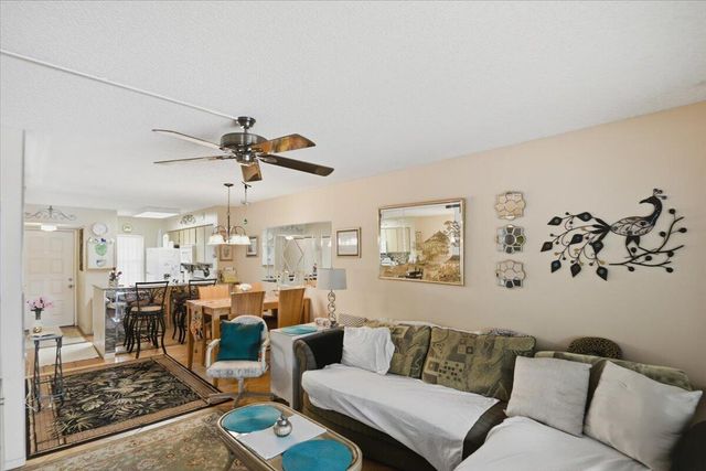 2220 N Cypress Bend Drive 410, Pompano Beach, FL 33069
