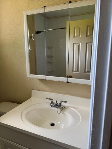 8426 Avington Road, La Porte, TX 77571