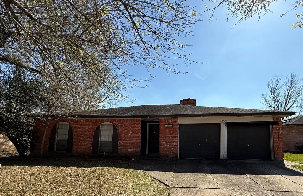 8426 Avington Road, La Porte, TX 77571