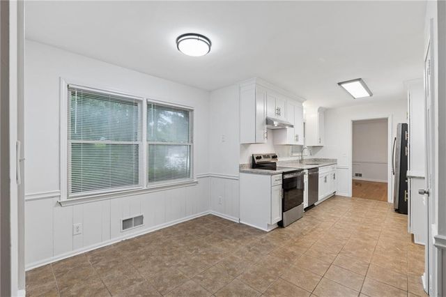 4143 Wellington Hills Drive, Snellville, GA 30039