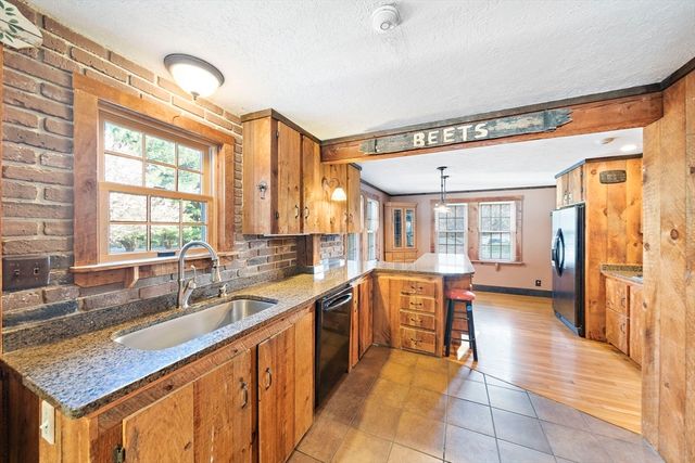 63 Reed St, Hanson, MA 02341