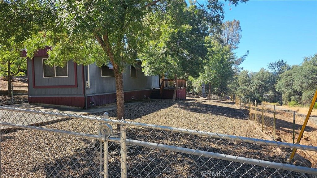 Image 19 of property listing at 15535 23rd Avenue, Clearlake, CA 95422