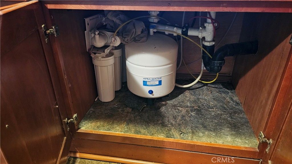 Image 5 of property listing at 15535 23rd Avenue, Clearlake, CA 95422