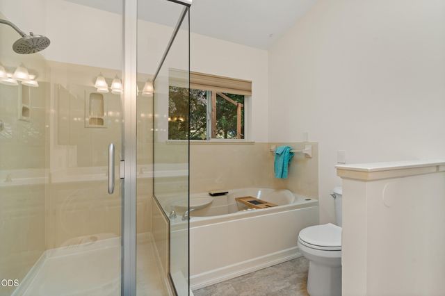 1438 NE Sherman Lane, Grants Pass, OR 97526