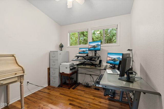 1438 NE Sherman Lane, Grants Pass, OR 97526