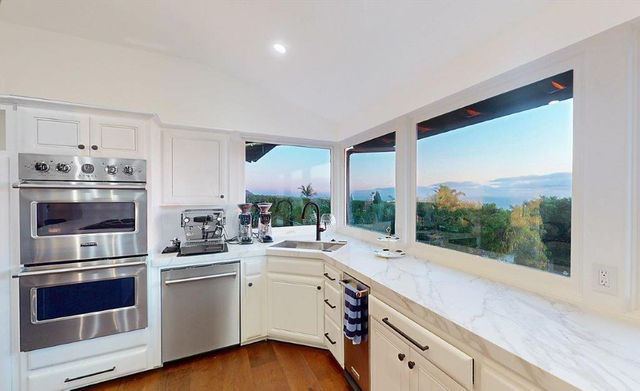 32524 Seacliff Drive, Rancho Palos Verdes, CA 90275