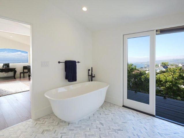 32524 Seacliff Drive, Rancho Palos Verdes, CA 90275