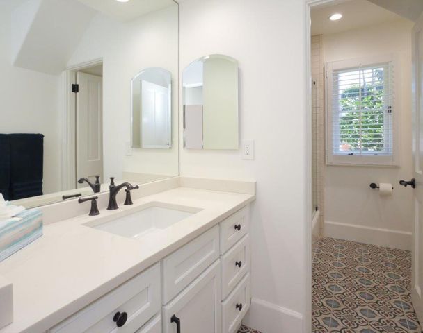 32524 Seacliff Drive, Rancho Palos Verdes, CA 90275