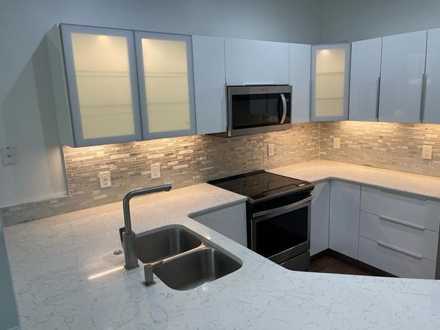 3153 CAPRI ISLE WAY, Orlando, FL 32835