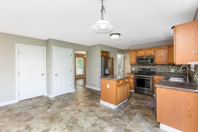 656 Cedar Run Drive, Blacklick, OH 43004