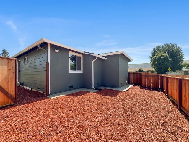 450 Palmer Street, Milpitas, CA 95035