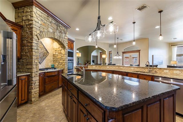 14424 Caledonia Way, Oklahoma City, OK 73142