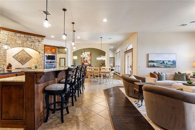 14424 Caledonia Way, Oklahoma City, OK 73142